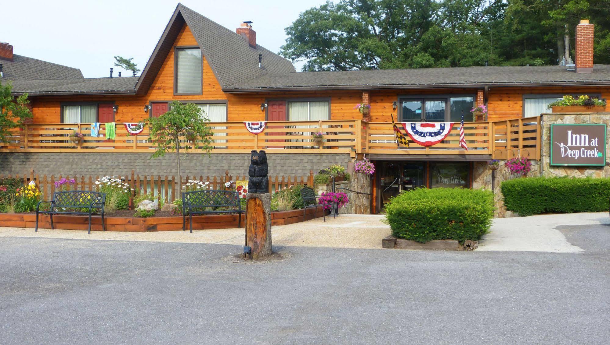 Inn At Deep Creek Oakland Exteriör bild