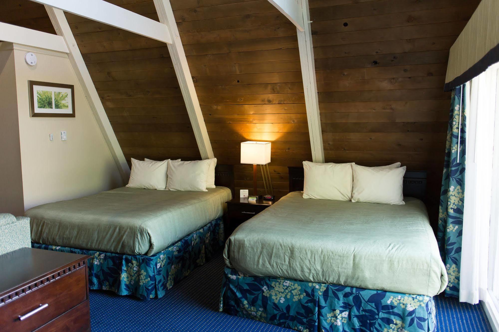 Inn At Deep Creek Oakland Exteriör bild